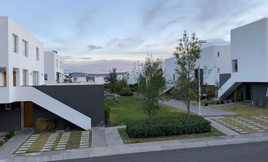 VENTA CASA DUPLEX EL MIRADOR