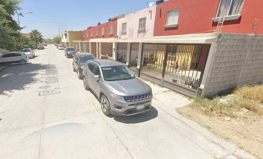 CASA EN VENTA  CON EXCELENTE EN UBUCACION, LAGOS DE MONTEBELLO 707 L 55 M 7 LAS NUBES TUXTLA GUTIÉRREZ TUXTLA GUTIERREZ C.P. 29087 CHIAPAS	LAS NUBES	T