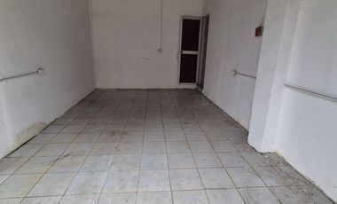 Local en Alquiler en la Avenida Portete, 1 Baño, Sur de Guayaquil.