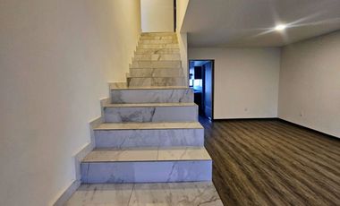 Casa en Renta en Sikul, frente a Sonata Lomas de Angelópolis