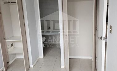 IDEAL PARA INVERSIÓN EN CALLE VERGARA SANTIAGO A PASOS DE METRO TOESCA.