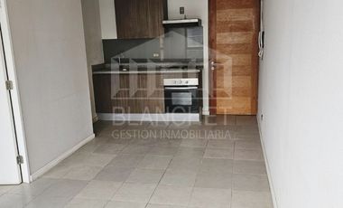 IDEAL PARA INVERSIÓN EN CALLE VERGARA SANTIAGO A PASOS DE METRO TOESCA.