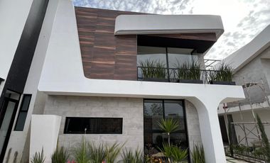 Venta de Casa Moderna en Cholula