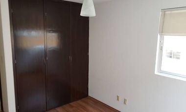 Renta de Amplio Departamento en Residencial Interlomas