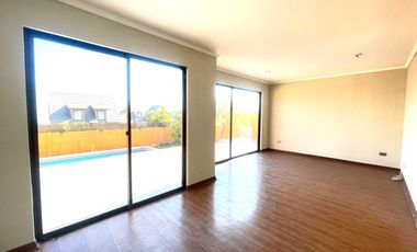¡ OPORTUNIDAD CASA EN CONDOMINIO !