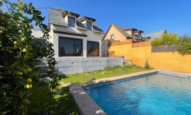 ¡ OPORTUNIDAD CASA EN CONDOMINIO !