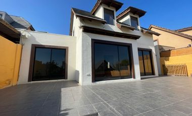 ¡ OPORTUNIDAD CASA EN CONDOMINIO !