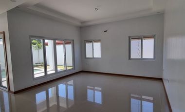 🏡 FOR SALE: BRAND NEW 2-STOREY HOUSE WITH POOL NEAR KOREAN TOWN – ANGELES CITY