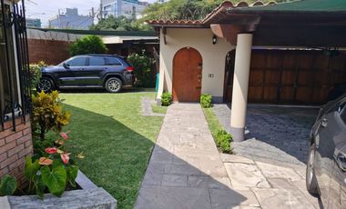 VENDO CASA EN ZONA DE CLINICAS - CORPAC- SAN BORJA