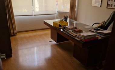 VENDO CASA EN ZONA DE CLINICAS - CORPAC- SAN BORJA