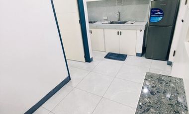 SSU15 New High-Tech Condo Apartment Swimming Pool Prime Location SM Angeles City