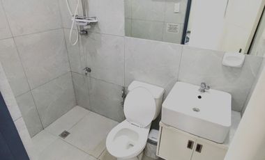 SSU10 New High-Tech Condo Apartment Swimming Pool Prime Location SM Angeles City