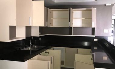 Two Storey House for rent with 4 bedrooms in Angeles City