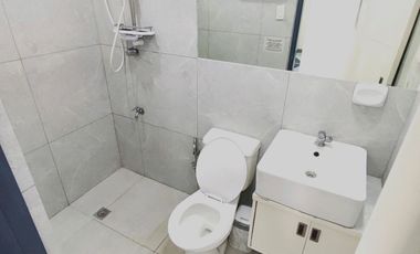 SSSU10 New High-Tech Condo Apartment Swimming Pool Prime Location SM Angeles City