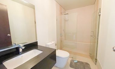 1BR 51st Floor Kroma Tower Condominium For Sale 1 One bedroom Dela Rosa San Lorenzo Makati City Alveo Land Legazpi Village Metro Manila Condo