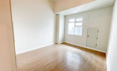 1BR 51st Floor Kroma Tower Condominium For Sale 1 One bedroom Dela Rosa San Lorenzo Makati City Alveo Land Legazpi Village Metro Manila Condo