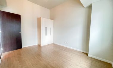 1BR 51st Floor Kroma Tower Condominium For Sale 1 One bedroom Dela Rosa San Lorenzo Makati City Alveo Land Legazpi Village Metro Manila Condo