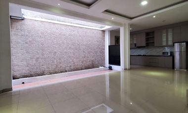 eraradiant.id | Rumah Dijual di Mertilang Bintaro, Sektor 9, bla