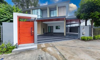 4 bedroom Luxury home Wanarom Ubon