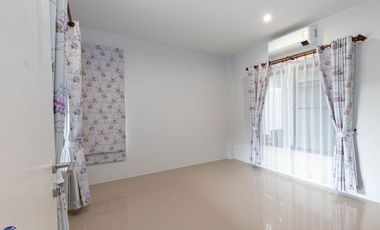 4 bedroom Luxury home Wanarom Ubon