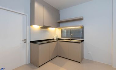 4 bedroom Luxury home Wanarom Ubon