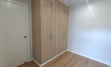 SPACIOUS MODERN 3 STOREY  TOWNHOUSE FOR SALE IN PILAR VILLAGE LAS PINAS