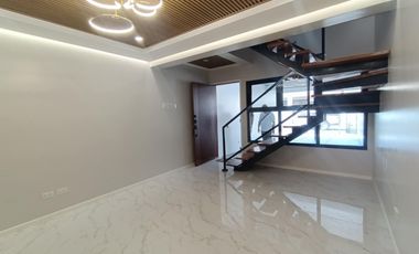 SPACIOUS MODERN 3 STOREY  TOWNHOUSE FOR SALE IN PILAR VILLAGE LAS PINAS