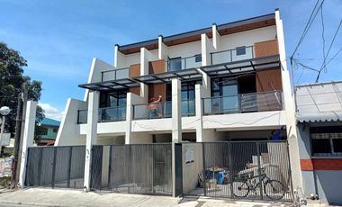 SPACIOUS MODERN 3 STOREY  TOWNHOUSE FOR SALE IN PILAR VILLAGE LAS PINAS