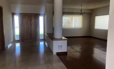 JURIQUILLA LA RICA $ 70 000