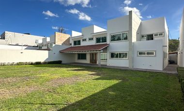 JURIQUILLA LA RICA $ 70 000