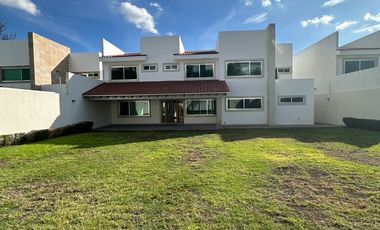 JURIQUILLA LA RICA $ 70 000