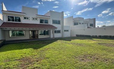 JURIQUILLA LA RICA $ 70 000