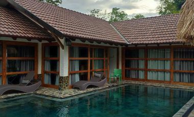 TYPHOON PROOF HOUSE AND LOT WITH PRIVATE POOL FOR SALE IN DAUIS PANGLAO ISLAND OF BOHOL