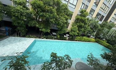 Luxury & Great Value! 2-Bedroom Condo for Sale near BTS Onnut & Expressway – Urgent! Beautifully Furnished | 45.84 sqm | Ready to Move In