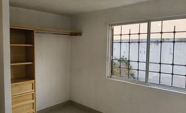 CASA EN RENTA EN LA LOMA 2 ZINACANTEPEC