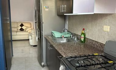🔑 ¡Vive el confort que mereces en Las Américas! Casa amueblada, lista para ti. RENTA