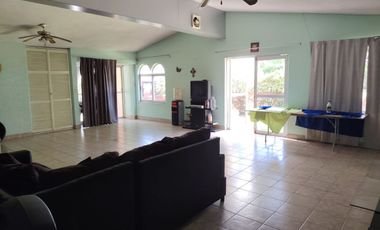 Barda de fiesta en venta, o terreno para fraccionar.