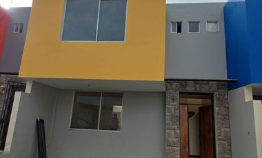 Venta hermosa y acogedora casa Cotacachi nueva a estrenar