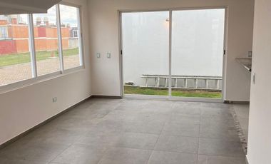 Venta de Hermosa Casa dentro de Fraccionamiento Nuevo en Cuautlancingo