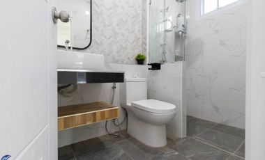 New build bungalows Saen Suk Warin Chamrap