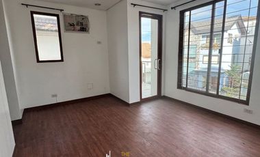 4 Bedroom For Lease in McKinley Hill Village, Taguig City