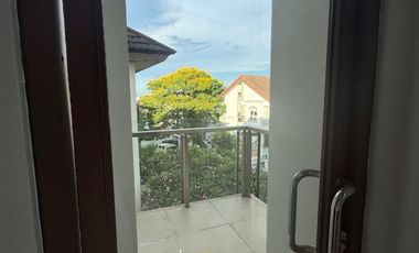 4 Bedroom For Lease in McKinley Hill Village, Taguig City