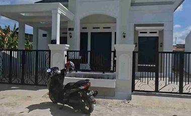 RUMAH BARU READY TANAH LUAS DEKAT KAMPUS UNAND