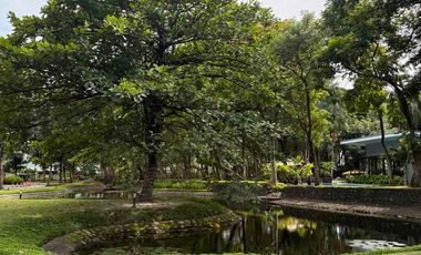 FOR RENT – Mahogany Parc Fully Furnished 3 BR American-Style Bungalow Inside Clark