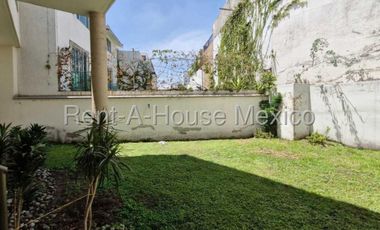 Casa en Venta en Lomas Verdes, Naucalpan de Juárez