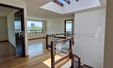 Casa en Venta en Lomas Verdes, Naucalpan de Juárez