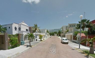 CASA EN VENTA EN ISLA BLANCA DISTRITO 1 CANCUN QUINTANA ROO