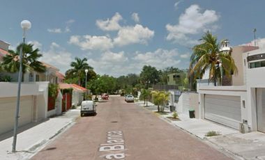 CASA EN VENTA EN ISLA BLANCA DISTRITO 1 CANCUN QUINTANA ROO
