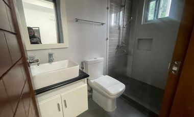 5 BEDROOMS FULLY FURNISHED HOUSE WITH POOL FOR RENT
