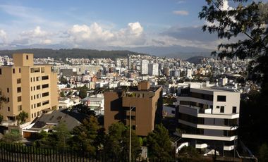 DEPARTAMENTO DUPLEX EN VENTA SECTOR EL BOSQUE QUITO ECUADOR